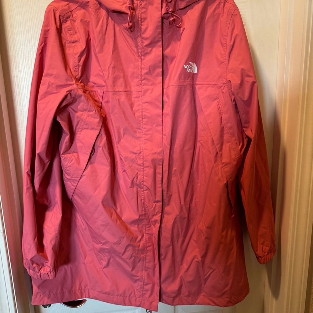 The North Face Women's Coral Rain Jacket
